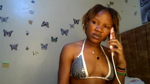 Snapshot of hot_petite100 chatting on 30, 6, 2026 hot petite100 online show from 30, 6, 2026