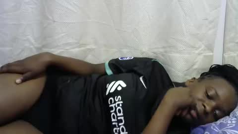 Snapshot of hot_rinah chatting on 4, 12, 2025 Hot rinah online show from 4, 12, 2025