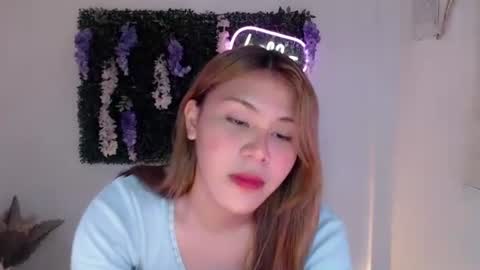 Snapshot of hot_selenaxx chatting on 4, 3, 2025 Selena online show from 4, 3, 2025