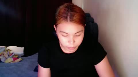 Snapshot of hot_selenaxx chatting on 13, 10, 2025 Selena online show from 13, 10, 2025