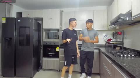 Vanesa Oliver and Andrew online show from 28, 9, 2025