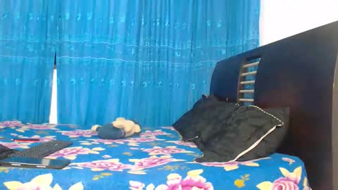 Hot Sharks   online show from 6, 10, 2025