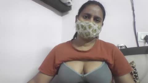 Snapshot of hot_tanvi chatting on 10, 4, 2026 Tanvi online show from 10, 4, 2026
