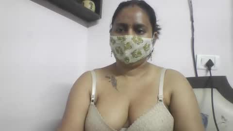 Snapshot of hot_tanvi chatting on 17, 4, 2026 Tanvi online show from 17, 4, 2026