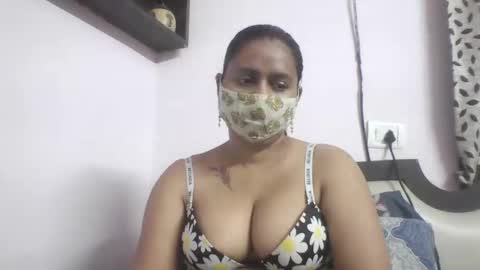 Snapshot of hot_tanvi chatting on 20, 4, 2026 Tanvi online show from 20, 4, 2026