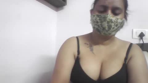 Snapshot of hot_tanvi chatting on 28, 4, 2026 Tanvi online show from 28, 4, 2026