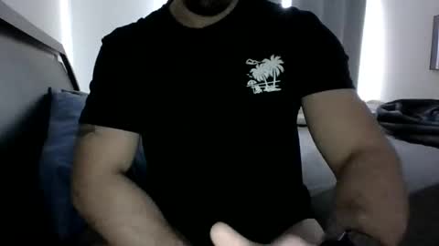 hotandhard123321 online show from 2, 2, 2026