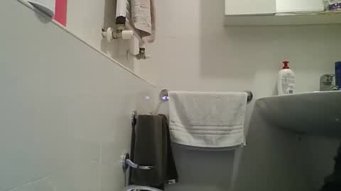 hotandwild2003 online show from 11, 2, 2026