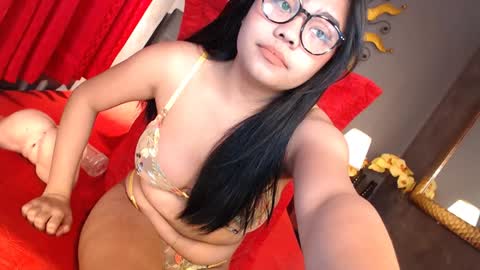 Snapshot of hotasian_gabby69 chatting on 19, 12, 2024 hotasian_gabby69 online show from 19, 12, 2024