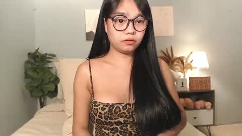 Snapshot of hotasian_gabby69 chatting on 15, 6, 2026 hotasian_gabby69 online show from 15, 6, 2026