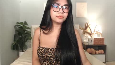 hotasian_gabby69 online show from 6, 8, 2026