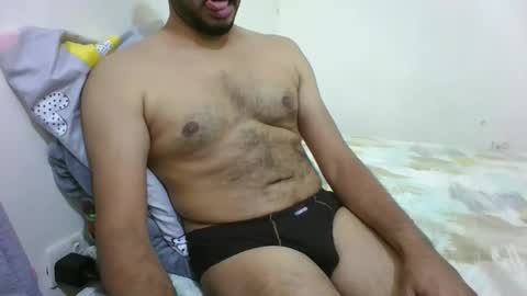 Hotboy8677 online show from 17, 12, 2025