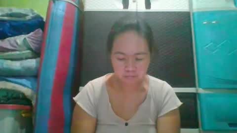 Snapshot of hotchicks4uxx chatting on 5, 2, 2025 hotchicks4uxx online show from 5, 2, 2025