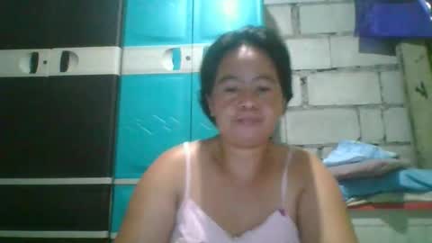 Snapshot of hotchicks4uxx chatting on 15, 2, 2026 hotchicks4uxx online show from 15, 2, 2026