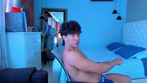 Hussain   aaron and Ekko online show from 21, 12, 2025