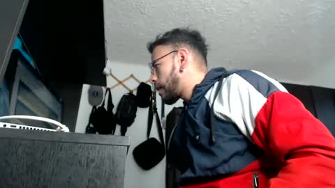 Snapshot of hotdereck33 chatting on 19, 2, 2025 hotdereck33 online show from 19, 2, 2025