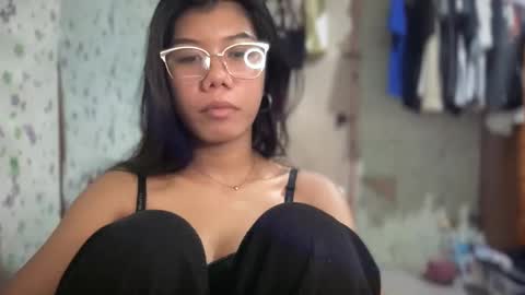 hotestpinayxxx online show from 9, 4, 2026