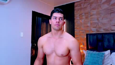 Snapshot of hotfuckers4uu chatting on 25, 5, 2026 felipe marcello online show from 25, 5, 2026