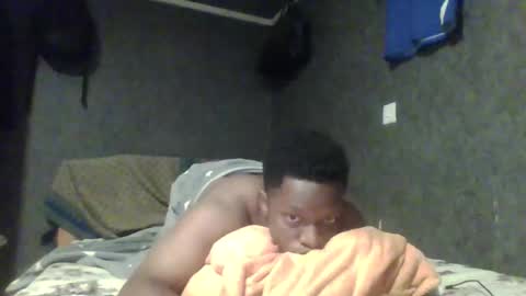 hotguyy001 online show from 26, 2, 2025