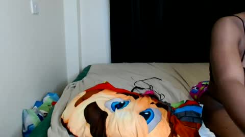Hotie vives online show from 15, 7, 2026