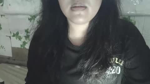 hotiemorenagurl18 online show from 23, 4, 2026