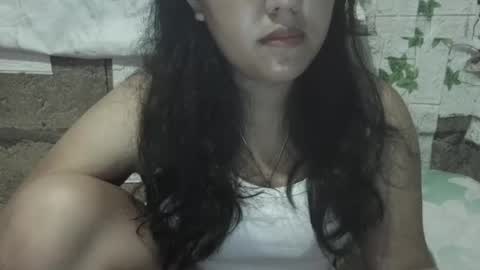 hotiemorenagurl18 online show from 5, 7, 2026