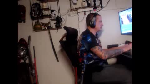 hotkinkytat online show from 28, 1, 2025