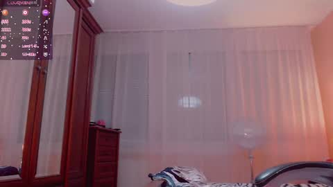 Angela online show from 10, 6, 2026