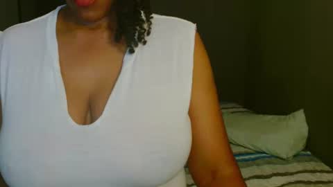 Snapshot of hotlilya chatting on 20, 4, 2026 hotlilya online show from 20, 4, 2026