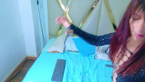 Snapshot of hotlittlechill chatting on 21, 10, 2025 hotlittlechill online show from 21, 10, 2025