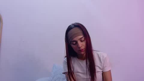 Snapshot of hotlittlechill chatting on 3, 2, 2026 hotlittlechill online show from 3, 2, 2026