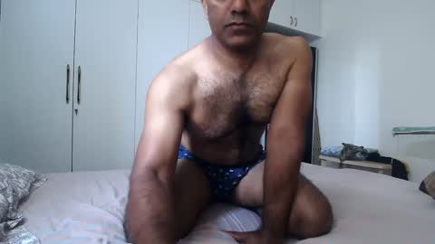 hotm_on_cam online show from 31, 12, 2024