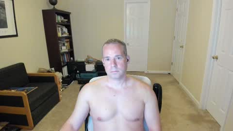Snapshot of hotmale4u692000 chatting on 11, 5, 2026 hotmale4u692000 online show from 11, 5, 2026