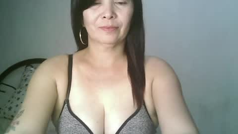 hotmamajen4u online show from 18, 6, 2026