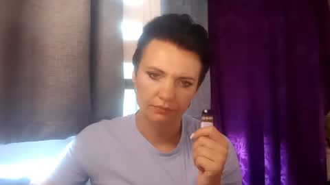 hotmamaqueen234 online show from 7, 8, 2026