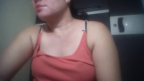 Snapshot of hotmatureladyxxx chatting on 21, 12, 2025 hotmatureladyxxx online show from 21, 12, 2025