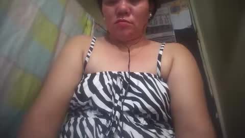 Snapshot of hotmatureladyxxx chatting on 9, 2, 2026 hotmatureladyxxx online show from 9, 2, 2026