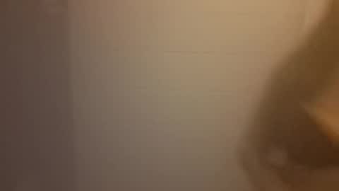 Snapshot of hotmom0610 chatting on 11, 3, 2026 hotmom0610 online show from 11, 3, 2026