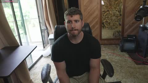 hotmuscles6t9 online show from 25, 4, 2026