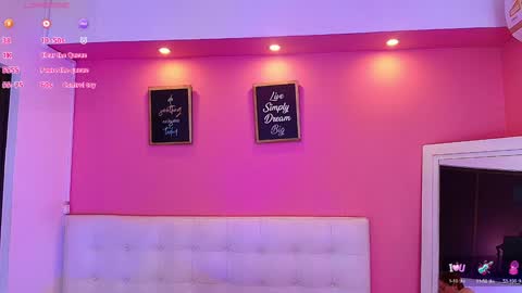 Snapshot of hotpawgmilf chatting on 21, 1, 2025 Sussy Bloom online show from 21, 1, 2025