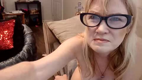 hotpepperose online show from 30, 4, 2026