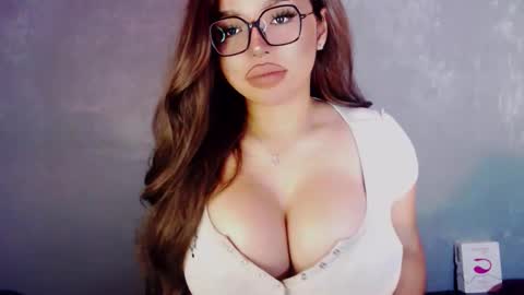 Snapshot of hotsexyhugetrans chatting on 13, 1, 2026 Marga Avery online show from 13, 1, 2026