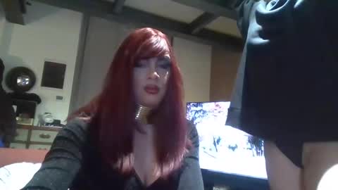 hotslave699 online show from 9, 2, 2025