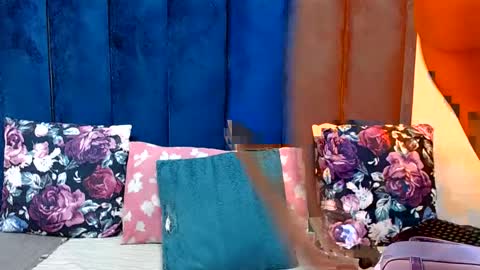 hotsmalltitsx online show from 12, 7, 2026