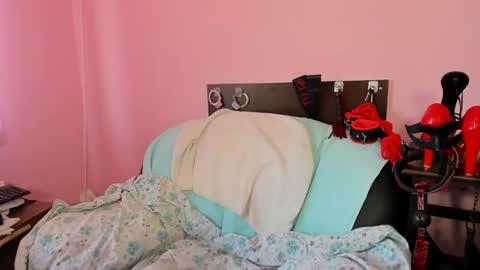 Monica online show from 8, 1, 2025