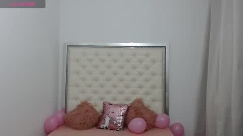 Snapshot of hott_eryka chatting on 22, 2, 2025 Eryka online show from 22, 2, 2025