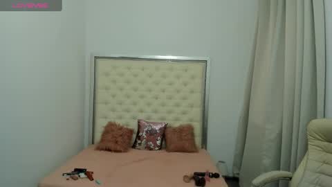 Snapshot of hott_eryka chatting on 20, 9, 2025 Eryka online show from 20, 9, 2025