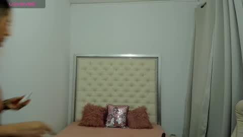 Snapshot of hott_eryka chatting on 1, 10, 2025 Eryka online show from 1, 10, 2025