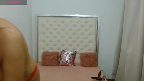 Snapshot of hott_eryka chatting on 9, 2, 2026 Eryka online show from 9, 2, 2026