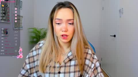 hello Im Eva online show from 20, 12, 2024